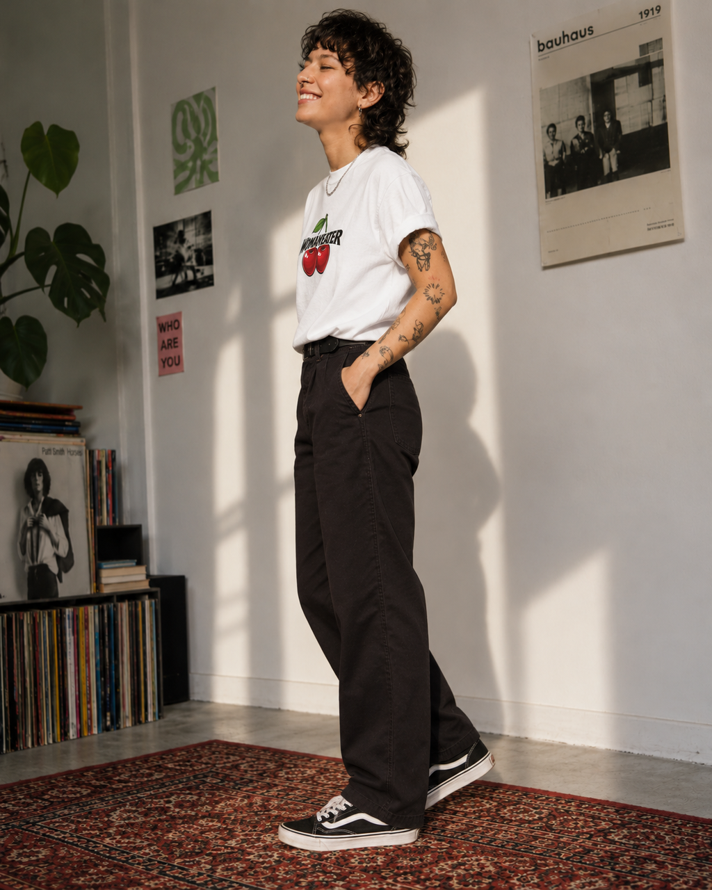 Womaneater Tee