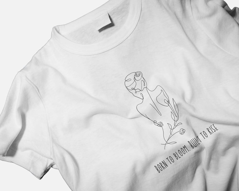 Born to Bloom Tシャツ Mサイズ ROSE Born to Bloom, Built to Rise – Relaxed Graphic Tee – Savage Cotton