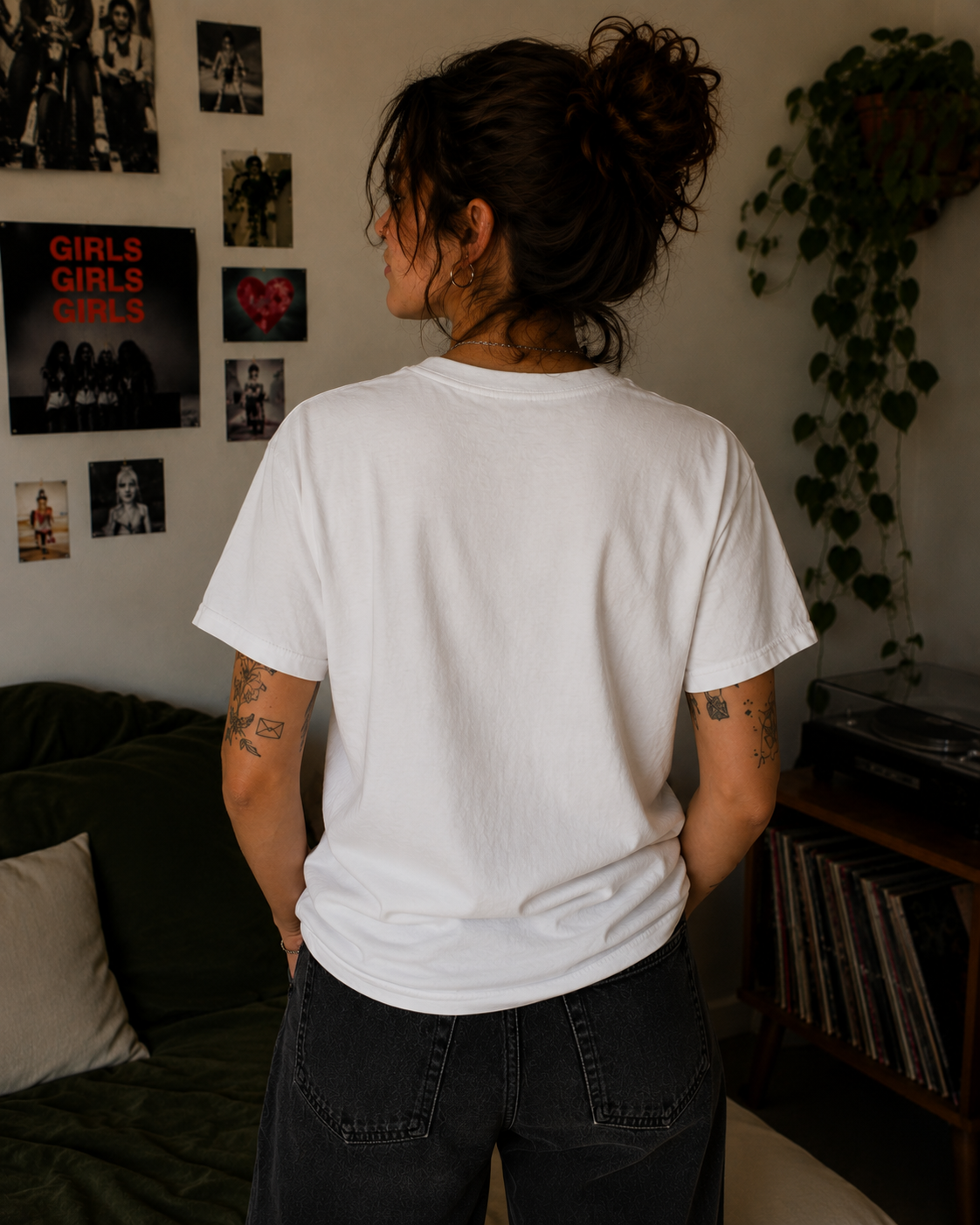 Kinda Chic Tee